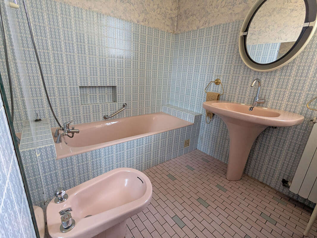Maison  8 pièce(s) 164 m2 - photo 4