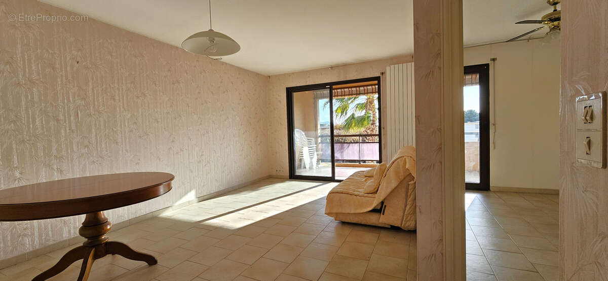 Appartement à SANARY-SUR-MER