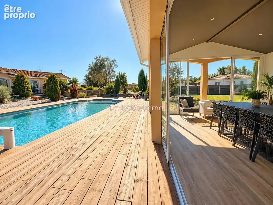 Maison 6 pièces 185 m² à vendre à Saint-Vincent-De-Paul (33440) - photo 8