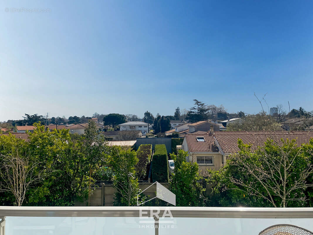 Appartement à EYSINES