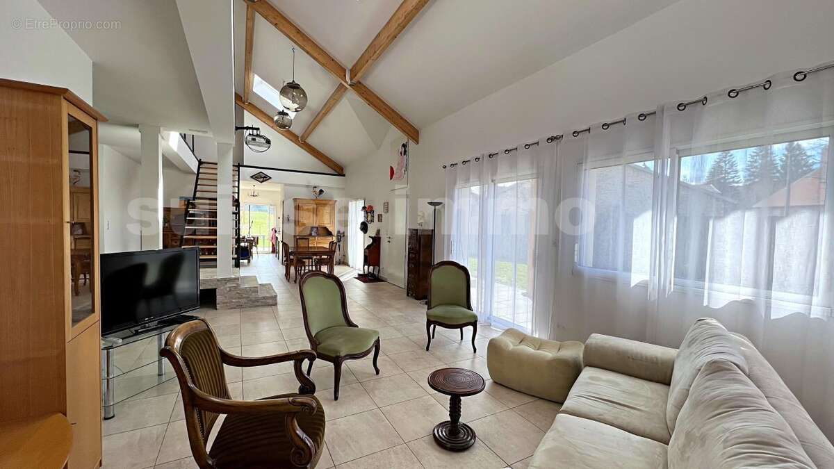 Maison à VALDAHON