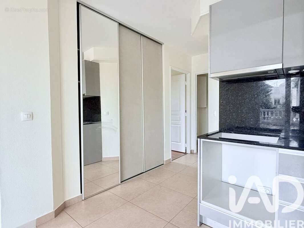 Photo 2 - Appartement à BRY-SUR-MARNE
