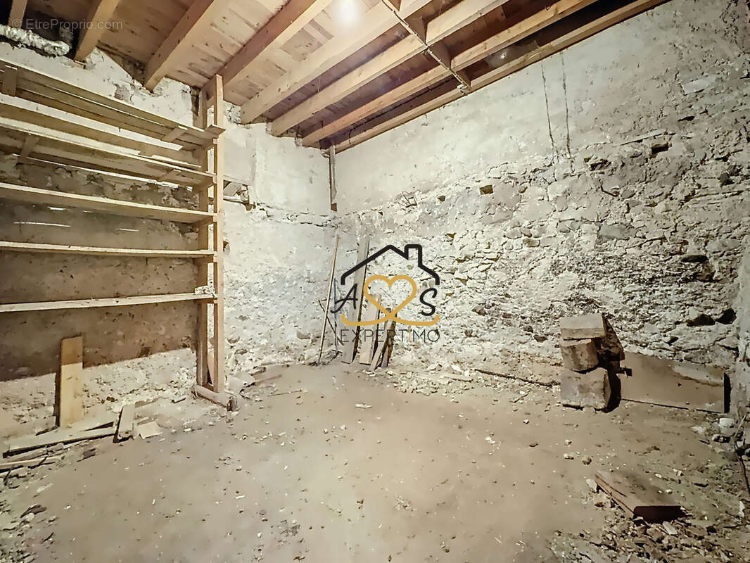 Maison à BILLOM