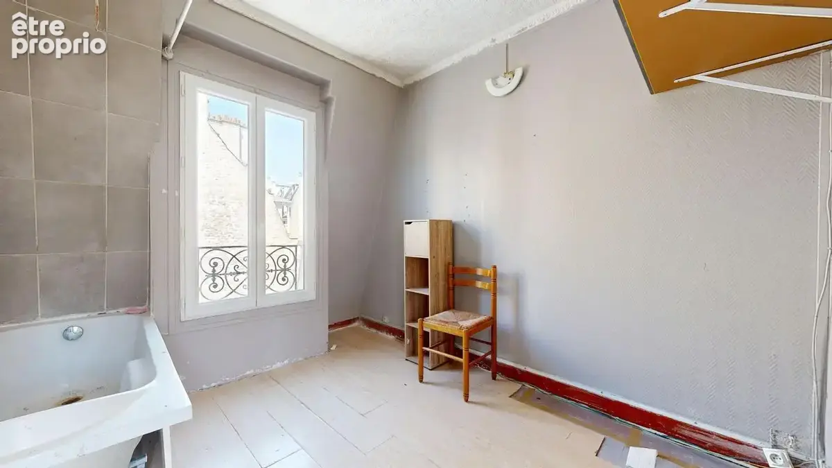 Piece 40 rue Fondary - photo 4