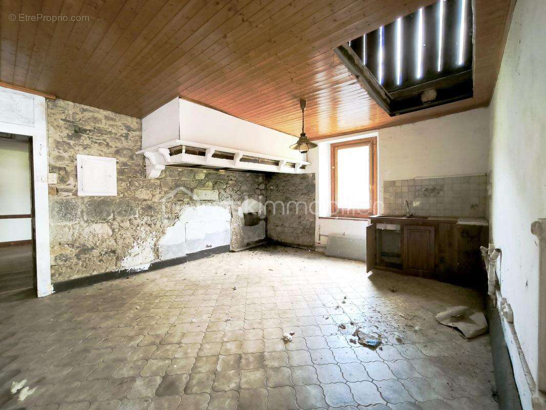 Appartement à MIEUSSY