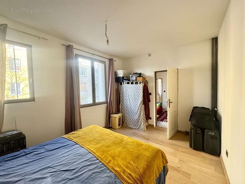 Appartement à AUBERVILLIERS