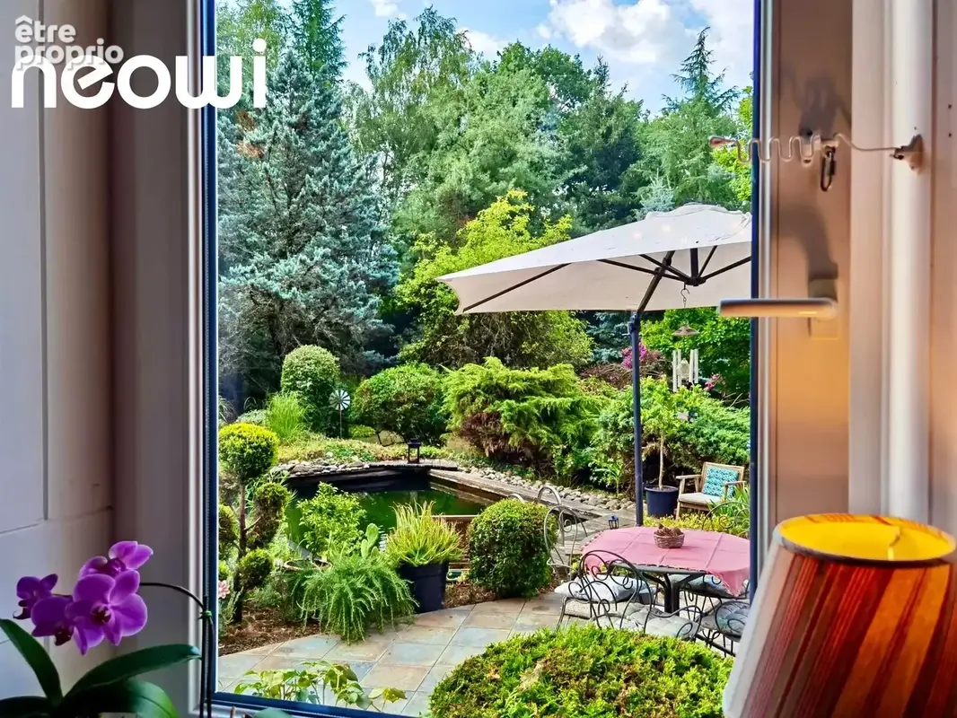 Maison de maître de 165 m² avec grange, piscine biologique et parc arboré - photo 7