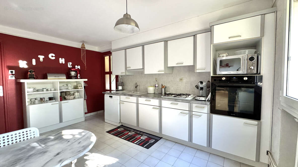 Maison à LA VALETTE-DU-VAR