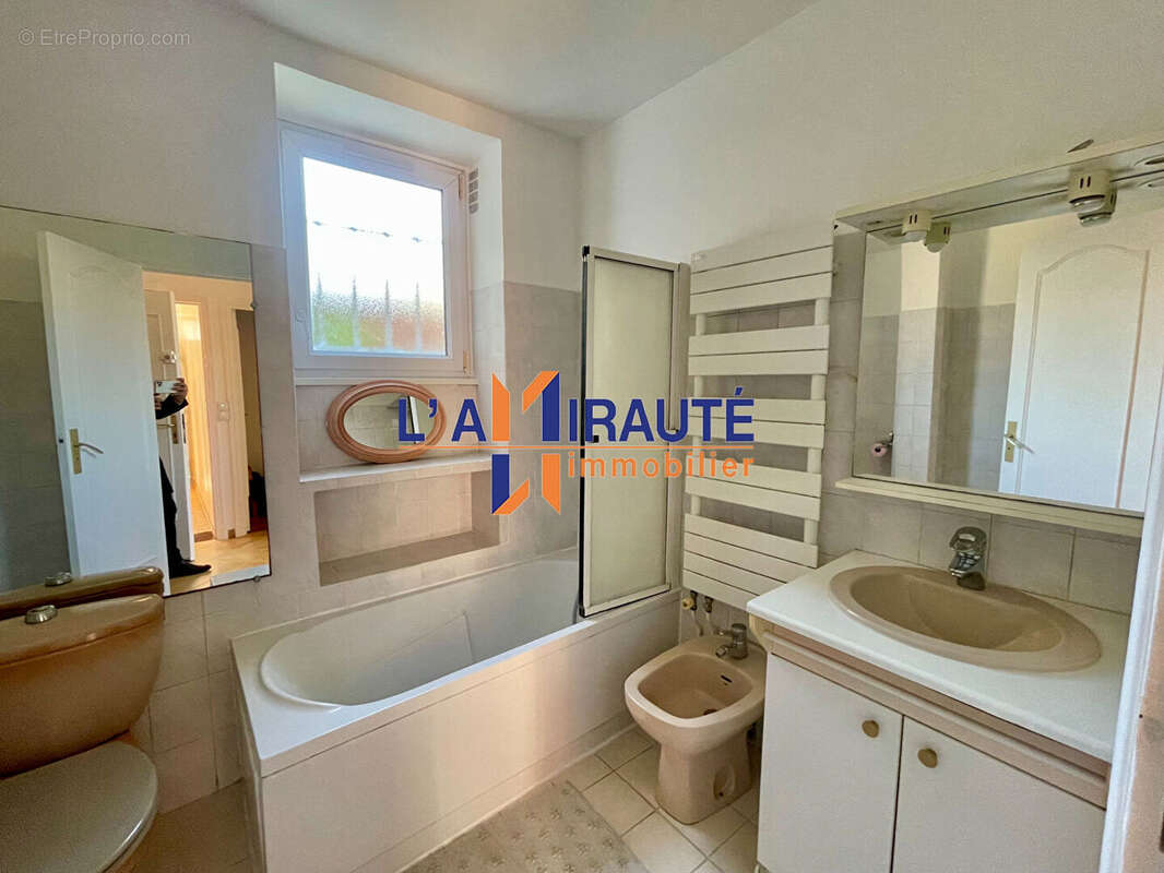 Appartement à CARRIERES-SUR-SEINE