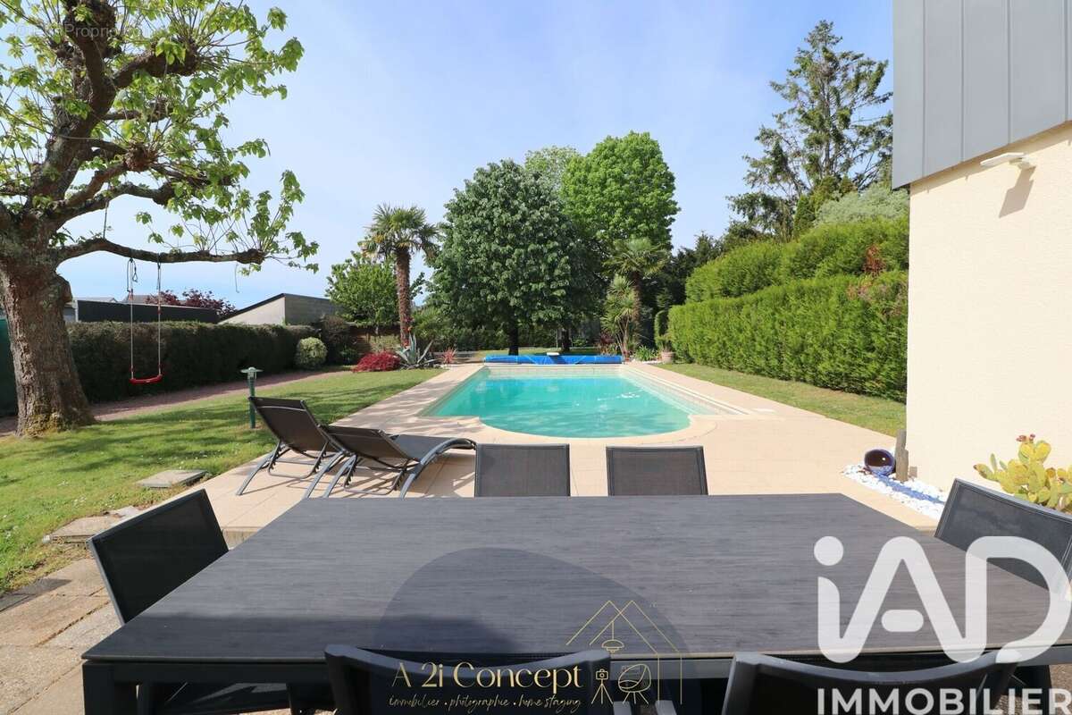 Maison 175 m² à Sainte-Luce-Sur-Loire  - photo 2