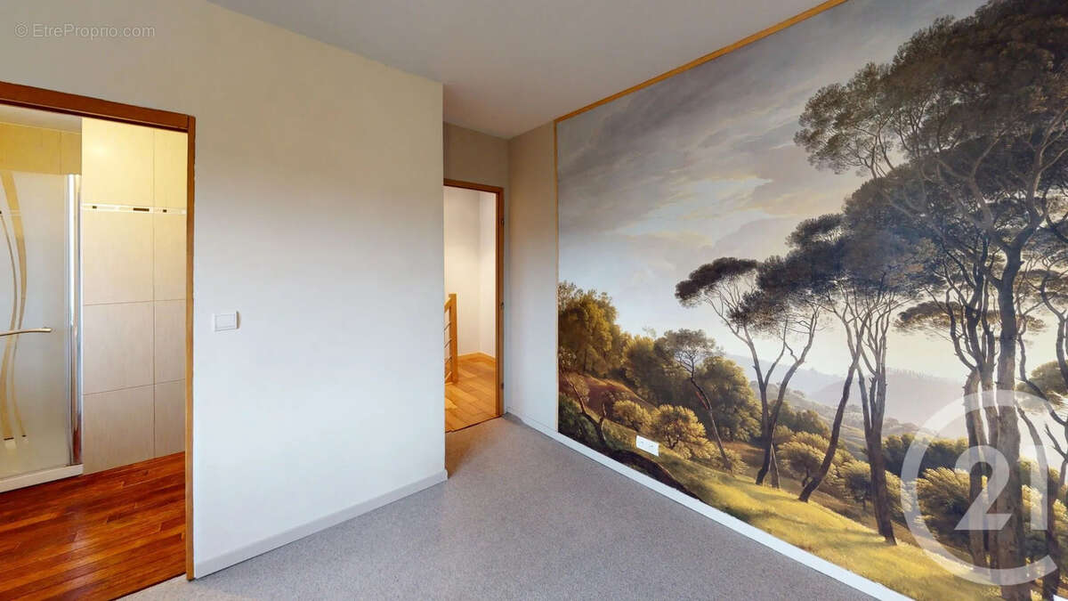 Maison à SAINT-QUENTIN