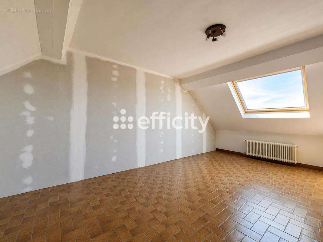 Maison 215 m² à Bierry-Les-Belles-Fontaines  - photo 19