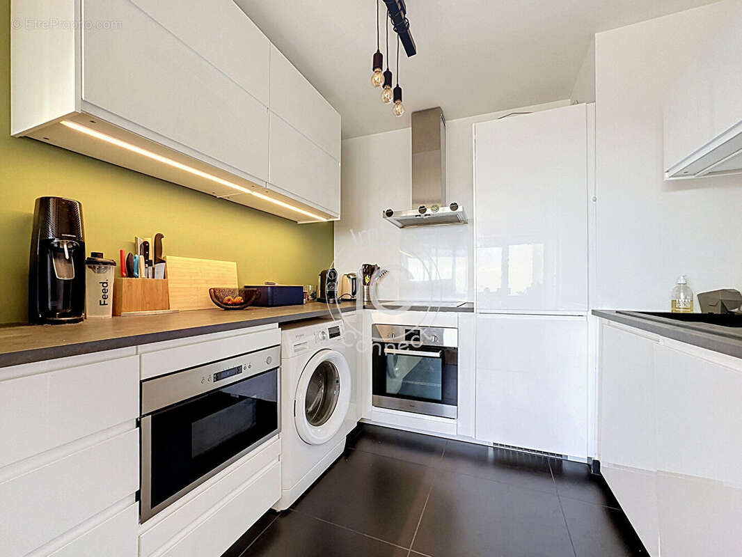 Appartement à LA MULATIERE