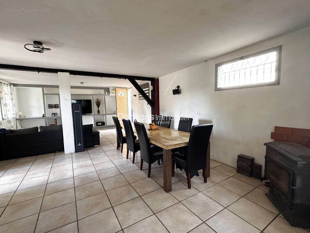 Maison 207 m² à Espira-De-L'agly  - photo 4