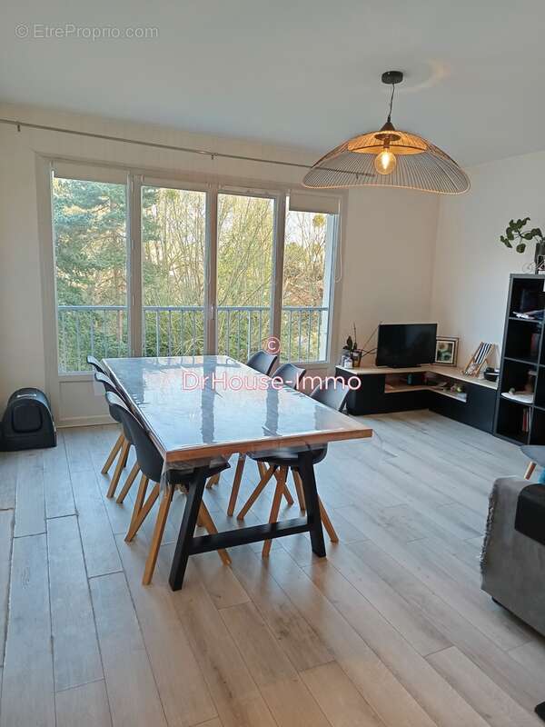 Appartement à SAINT-JACQUES-DE-LA-LANDE