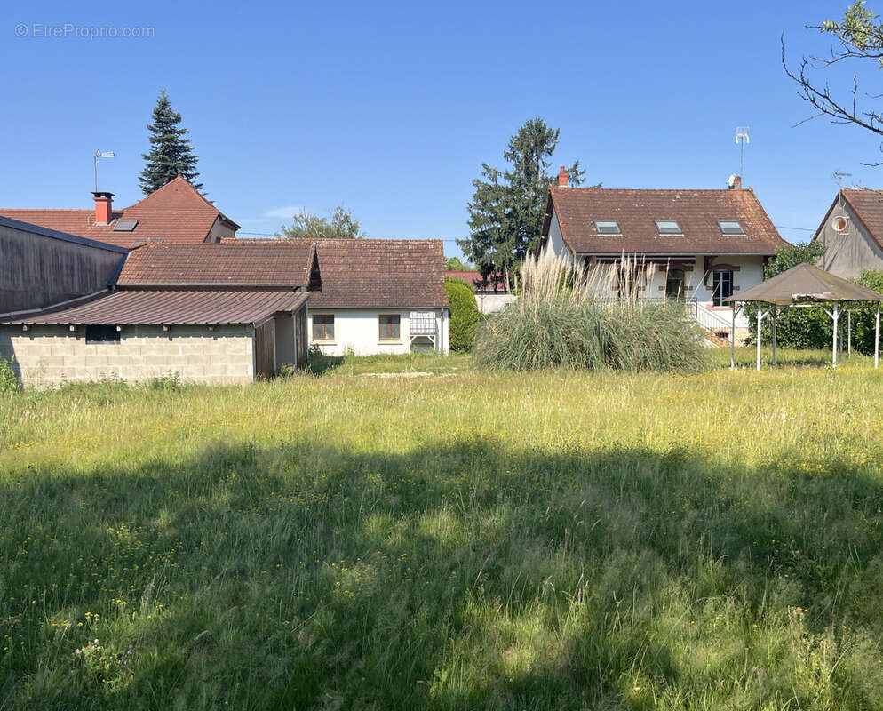 SIMANDRE Proche commerces: villa et dépendances - photo 7