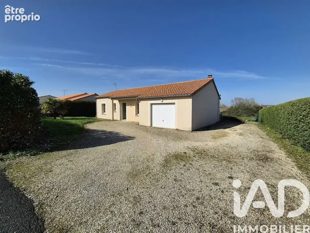 Photo 1 - Maison à SAINT-LOUP-LAMAIRE