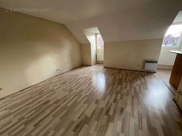 Appartement à EPERNON