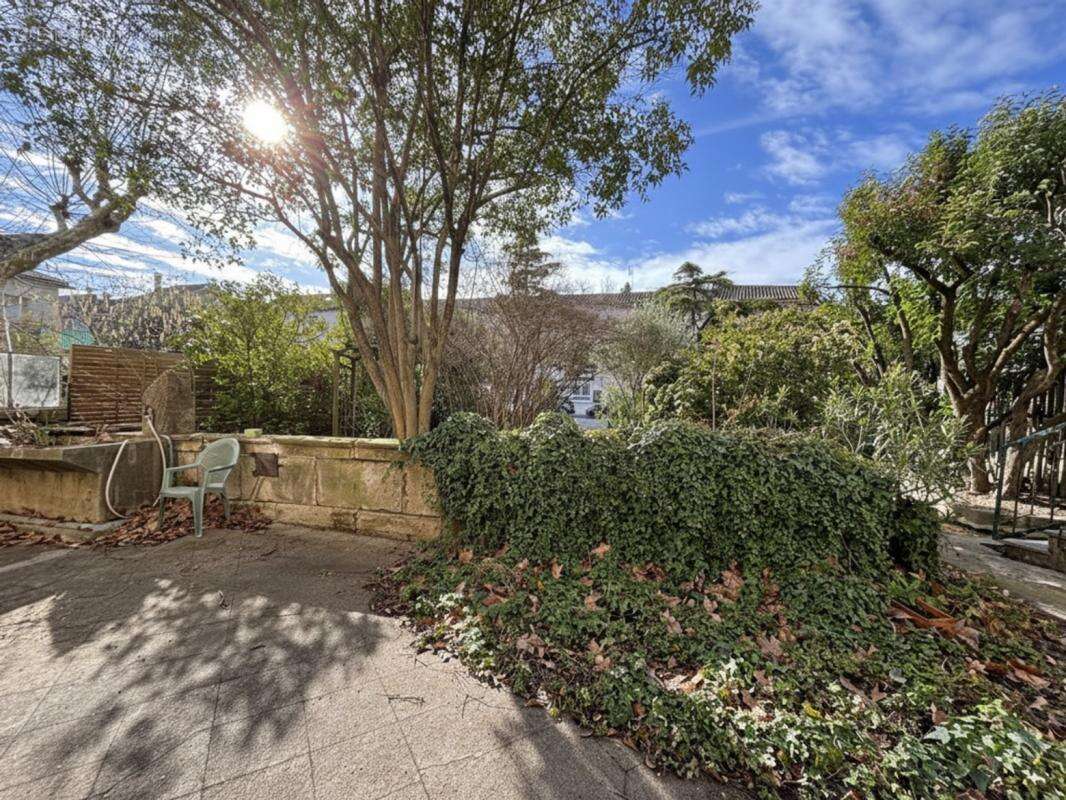 Maison à SUZE-LA-ROUSSE