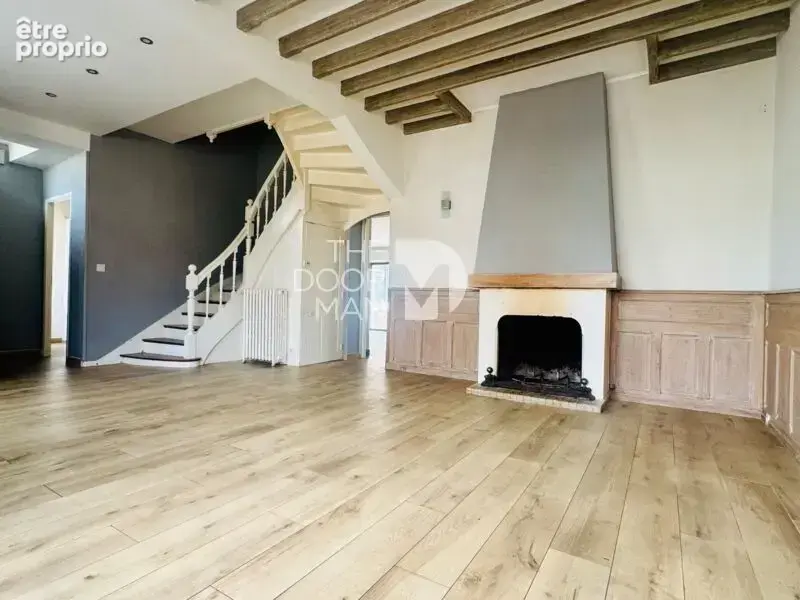 Maison 53000 - photo 2
