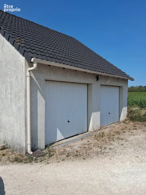 Maison de plain-pied - 4 ch - SASSAY - photo 9
