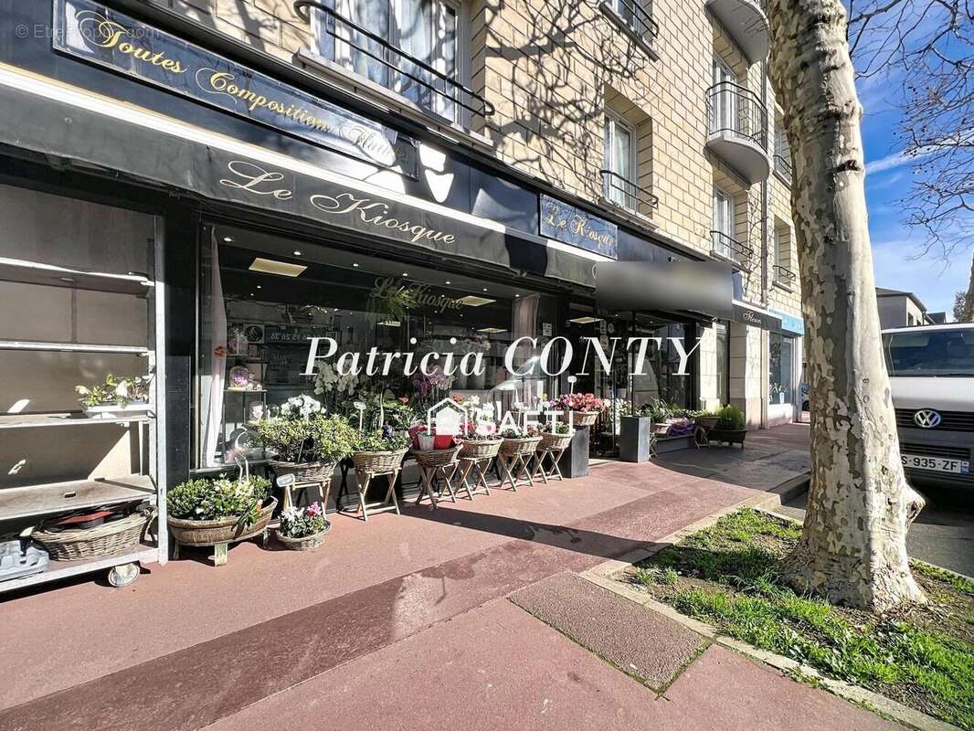 Photo 8 - Commerce à SAINT-MAUR-DES-FOSSES