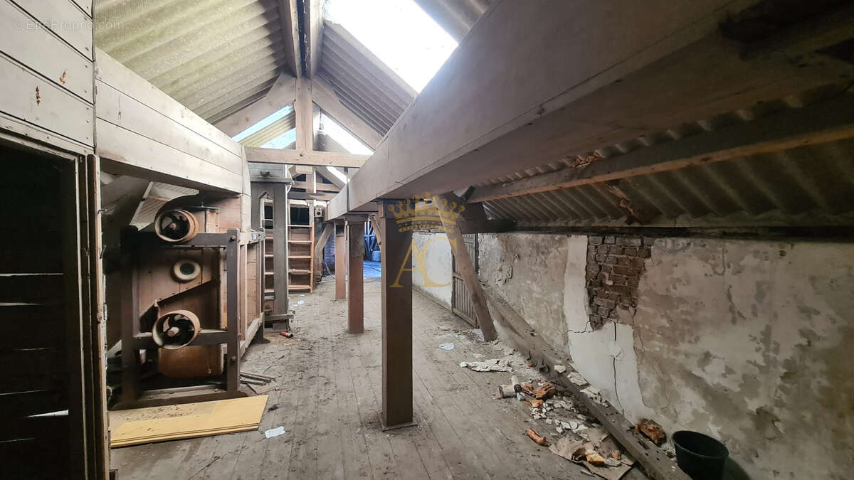 Loft industriel ou projet immobilier : ancien silo à rénover - photo 9