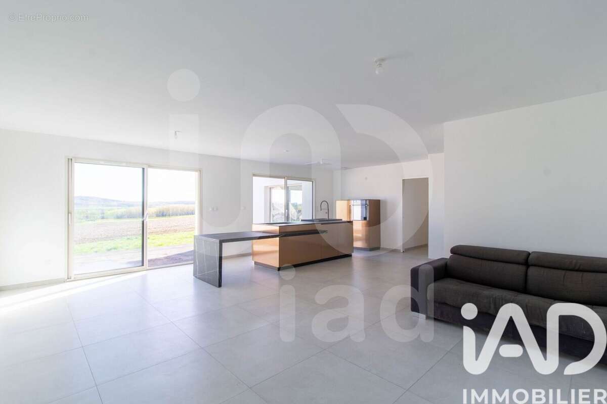 Photo 2 - Maison à RESSONS-SUR-MATZ