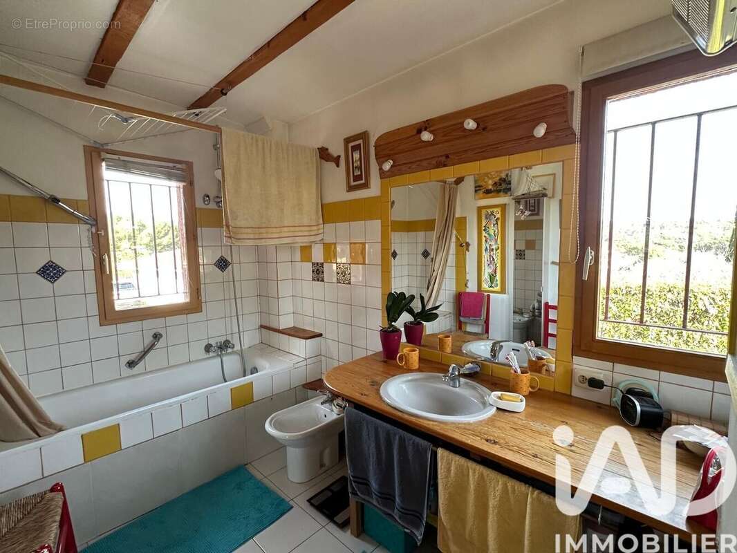 Photo 9 - Maison à VENTABREN