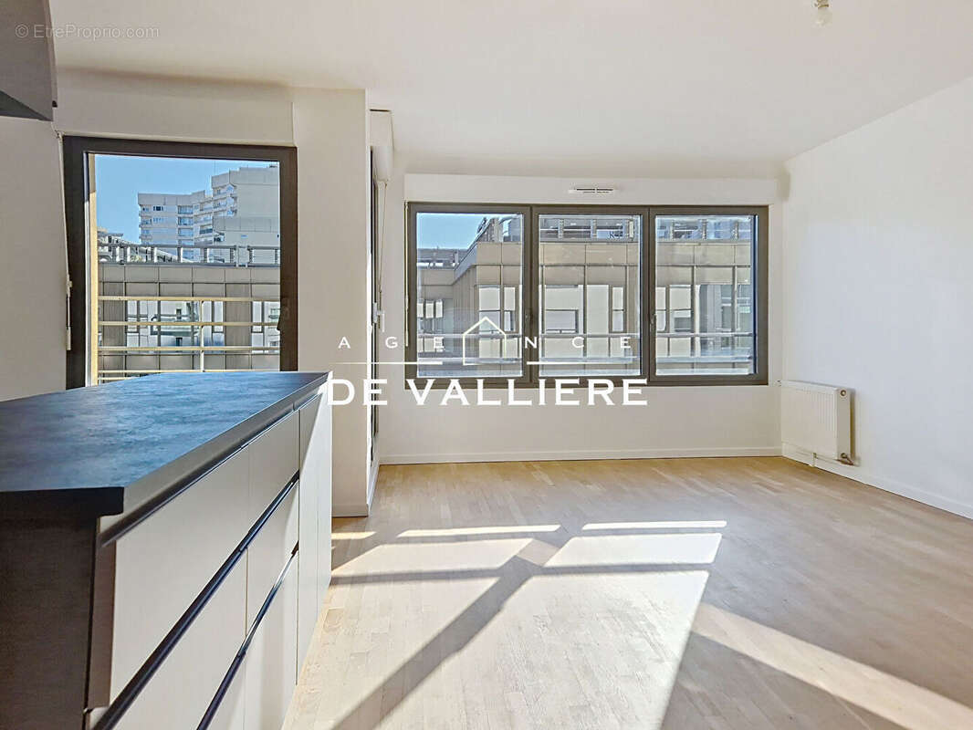 Appartement à NANTERRE
