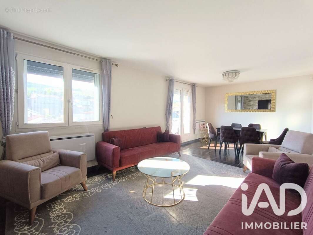 Appartement 121 m² à La Ricamarie  - photo 4