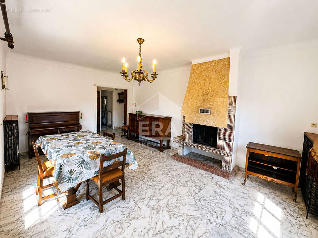 Maison 263m² à villeneuve-loubet - photo 4