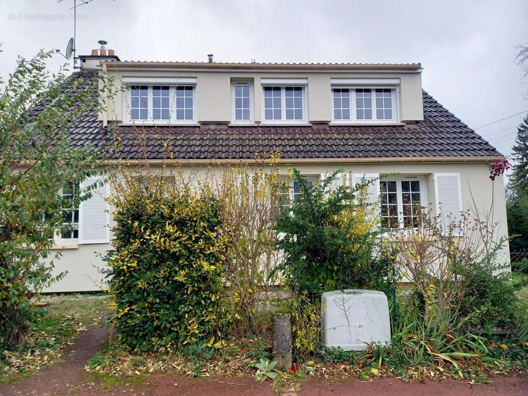 Maison à BOIS-LE-ROI