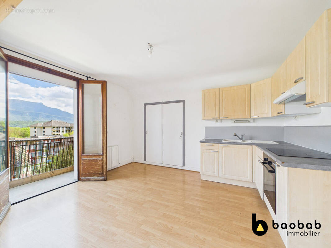 Appartement à LE BOURGET-DU-LAC