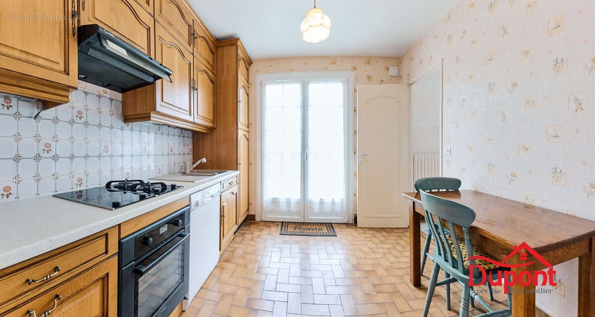 Maison à CUCHARMOY