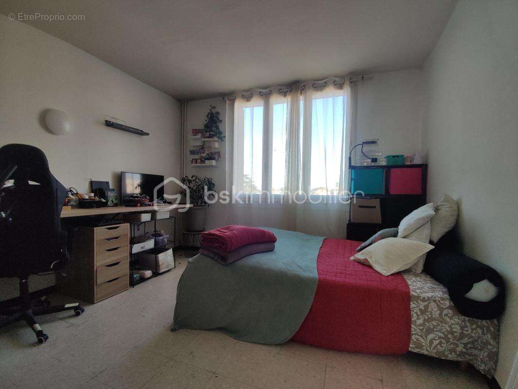 Appartement à PONT-SAINT-ESPRIT