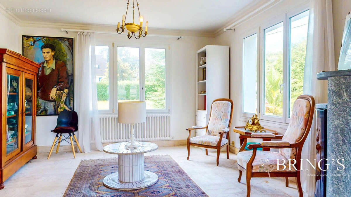 Maison 146 m² à Gouesnach  - photo 8