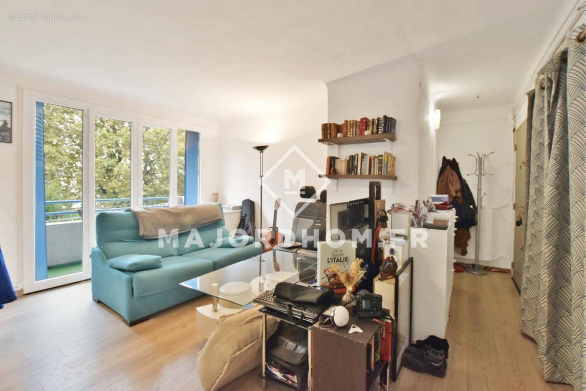 Appartement à MARSEILLE-12E