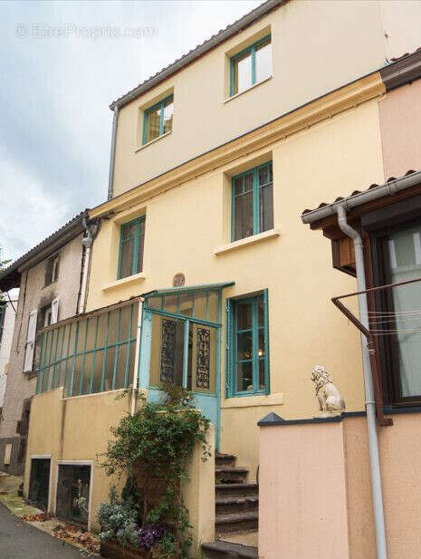 Maison à ROMAGNAT
