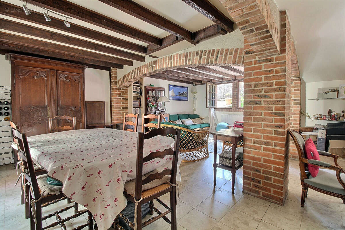 Maison à COLOMBES