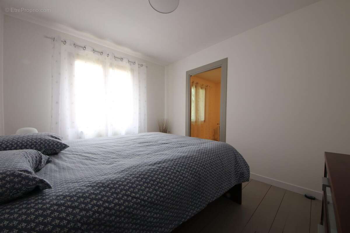 Christine &amp; Marc Stanord Palmer Immobilier - Maison à FONTENAY-LES-BRIIS