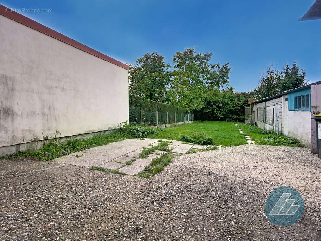 Maison à LONGPRE-LES-CORPS-SAINTS