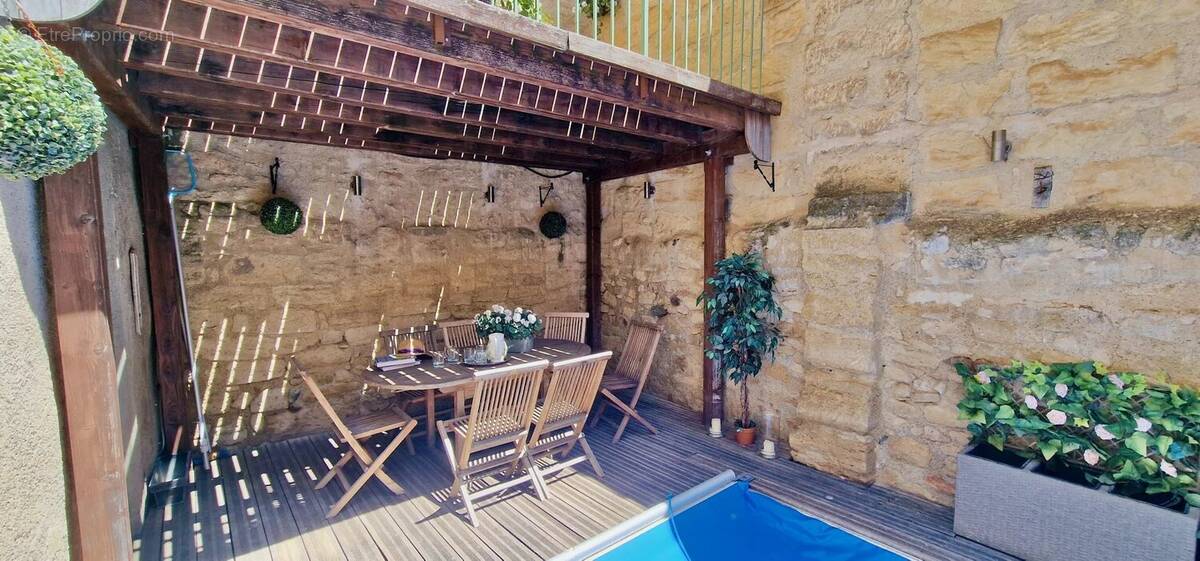 Maison à NEZIGNAN-L&#039;EVEQUE