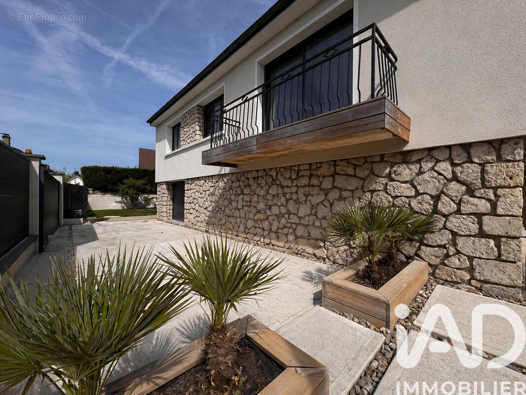 Photo 1 - Maison à GALLARDON