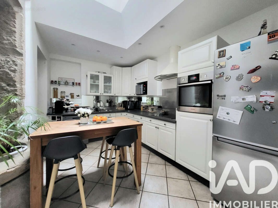 Photo 2 - Maison à SAINT-JUST-SAINT-RAMBERT