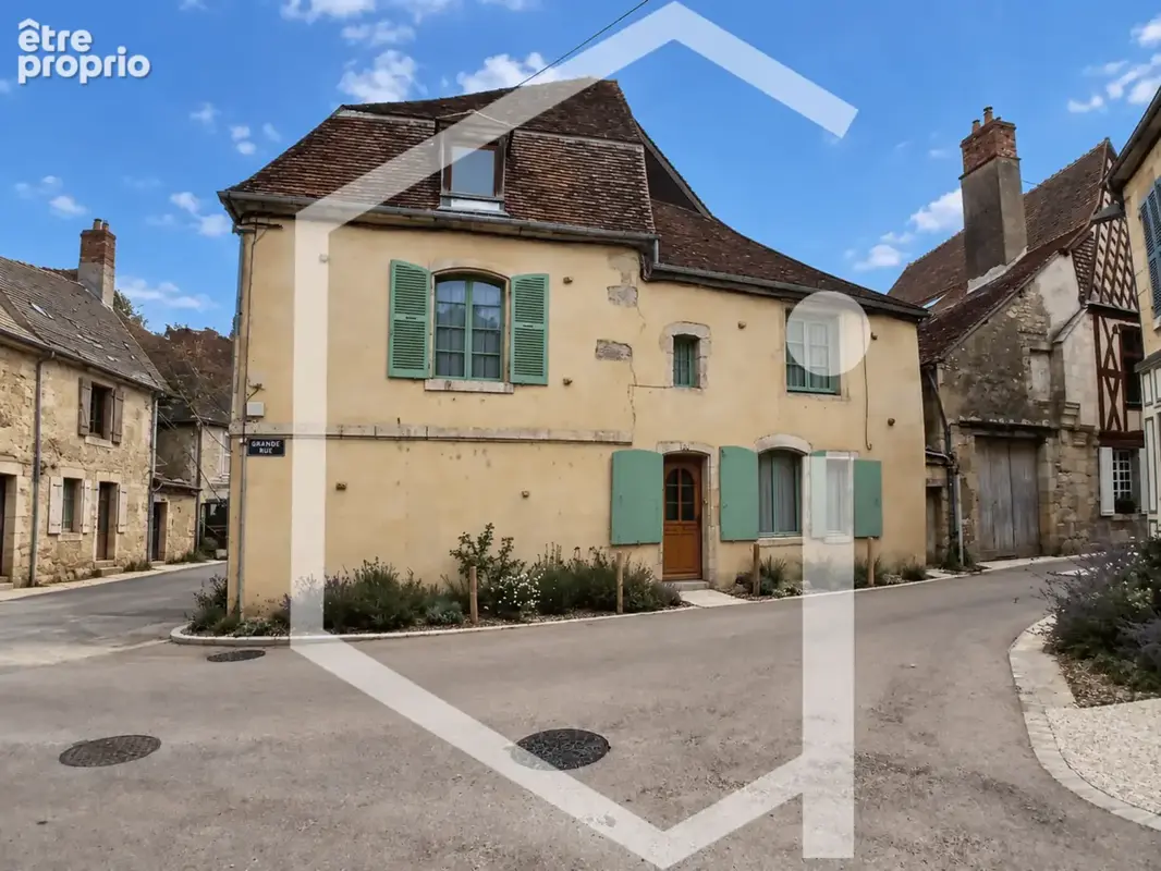 Donzy centre ville historique immeuble commercial avec habitation - photo 2