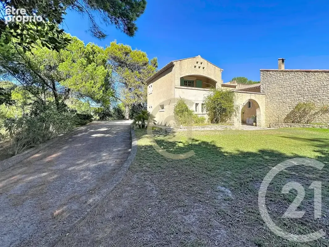 Maison 9 pièces 265 m² à vendre à Bagnols-Sur-Ceze (30200) - photo 10