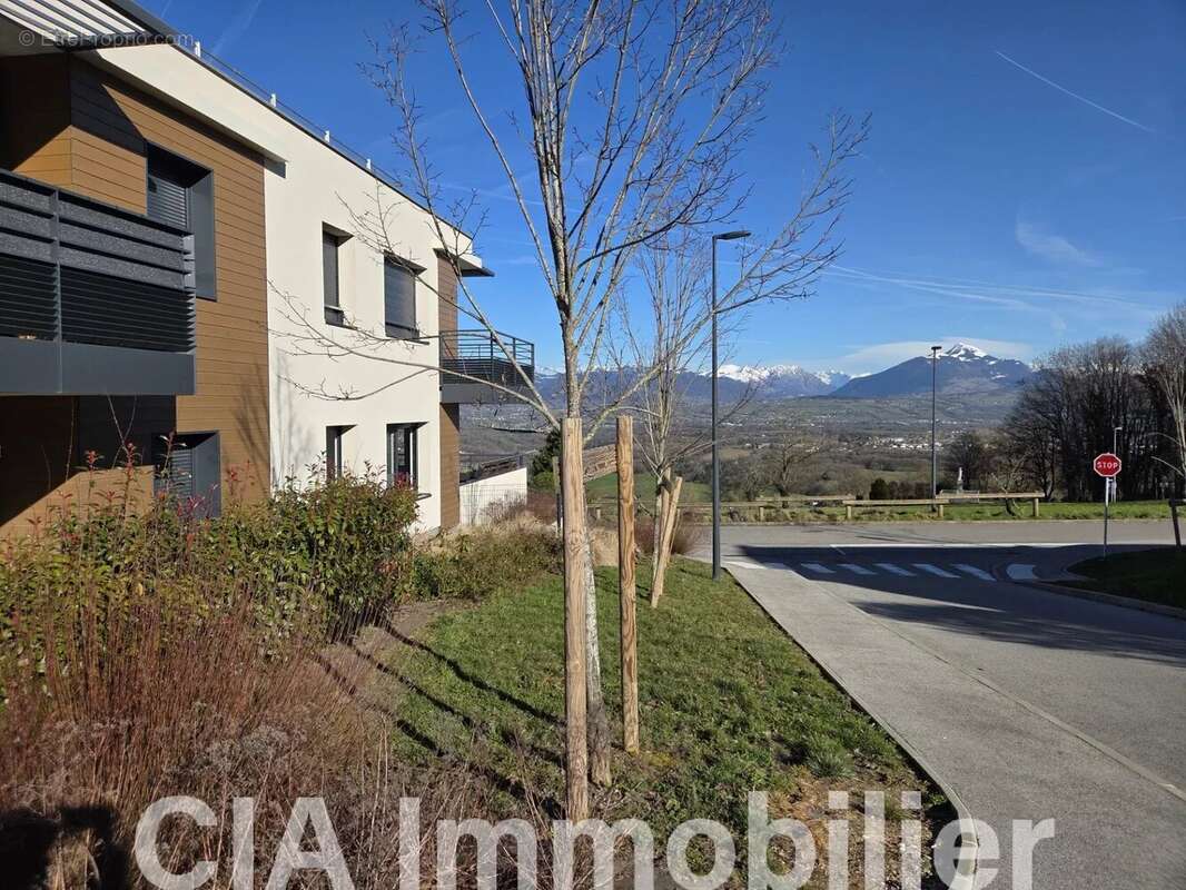 Appartement à REIGNIER