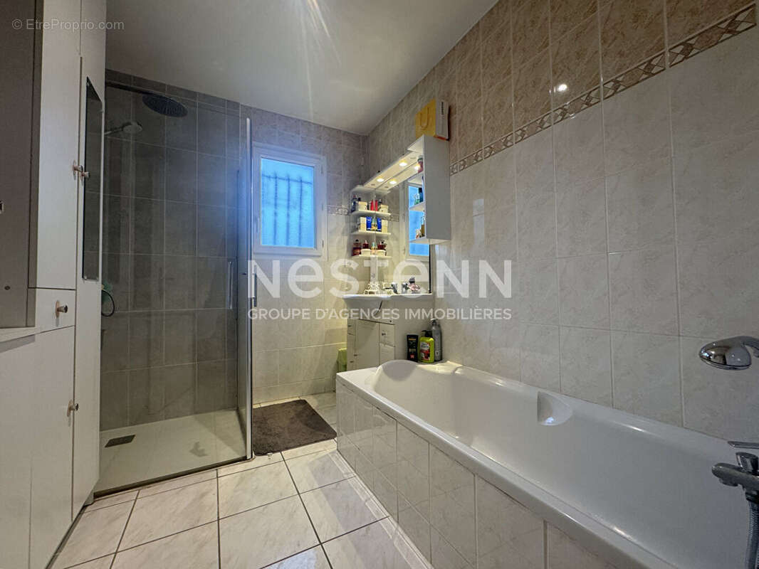 Maison à TONNAY-CHARENTE