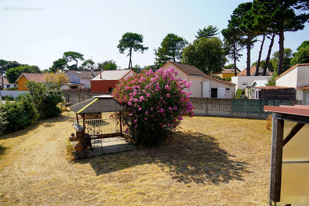 Maison avec appartement et sous sol total - photo 18